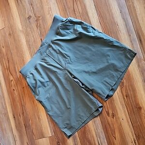 Lululemon mens athletic shorts